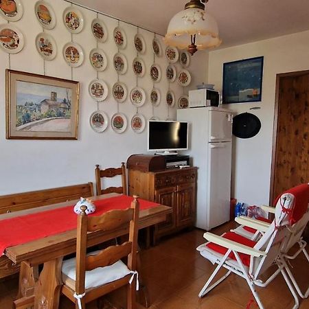 Poggi House Apartment อิมเปรีอา ภายนอก รูปภาพ