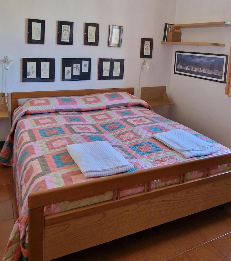 Poggi House Apartment อิมเปรีอา ภายนอก รูปภาพ
